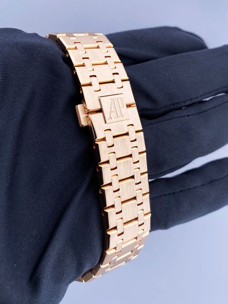 Audemars Piguet Royal Oak 15400OR.OO.1220OR.03